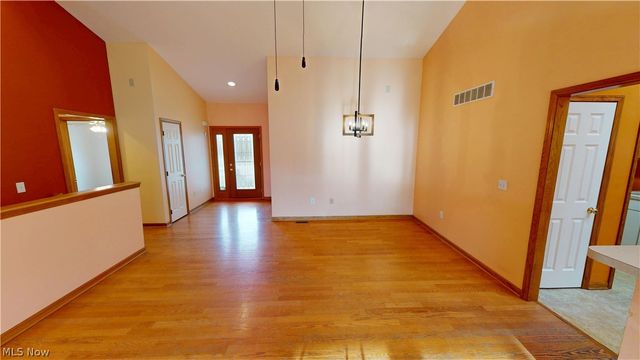 957 Edgewater Circle, Kent, OH 44240