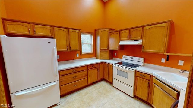 957 Edgewater Circle, Kent, OH 44240