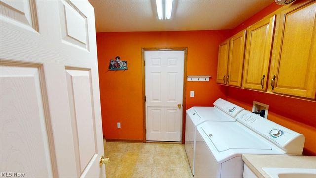 957 Edgewater Circle, Kent, OH 44240