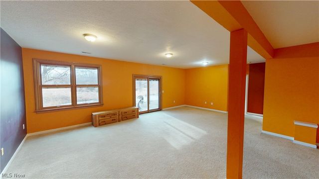 957 Edgewater Circle, Kent, OH 44240