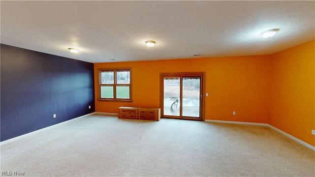 957 Edgewater Circle, Kent, OH 44240