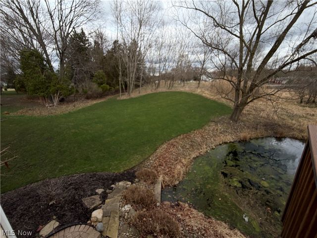 957 Edgewater Circle, Kent, OH 44240