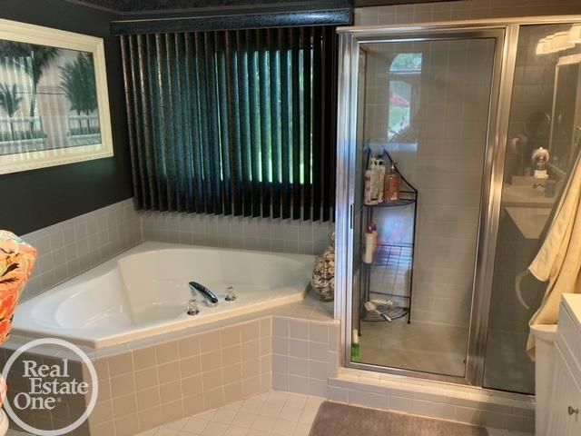 17903 Rocco Drive, Macomb, MI 48044
