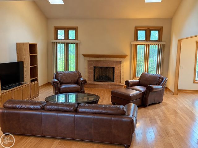 17903 Rocco Drive, Macomb, MI 48044