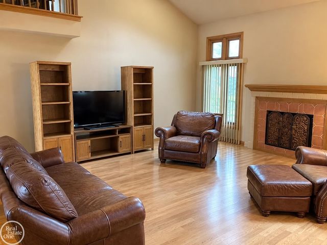 17903 Rocco Drive, Macomb, MI 48044