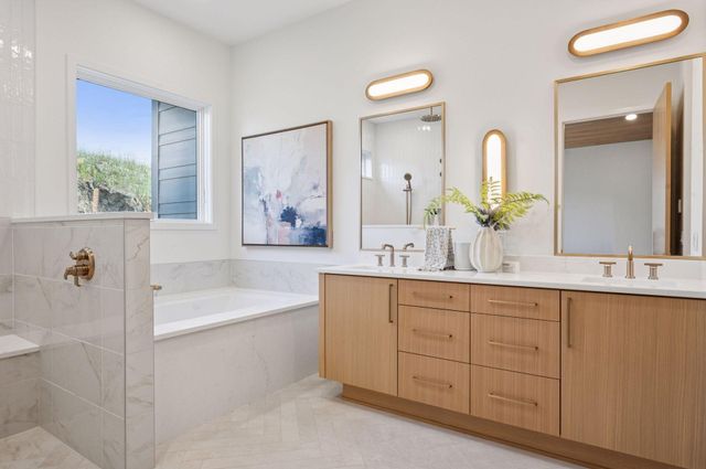 3767 Brookside Drive, Chaska, MN 55318