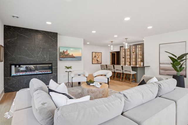 3767 Brookside Drive, Chaska, MN 55318