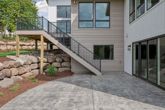 3767 Brookside Drive, Chaska, MN 55318
