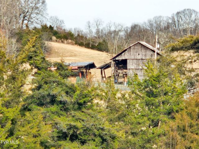 760 Church Road, Fall Branch, TN 37656