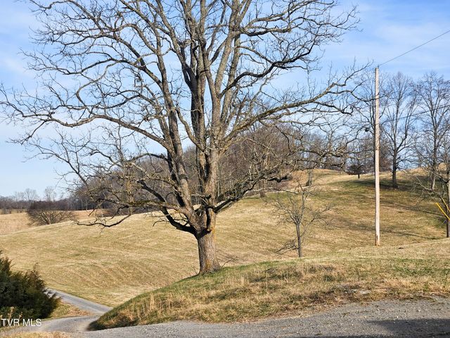 760 Church Road, Fall Branch, TN 37656