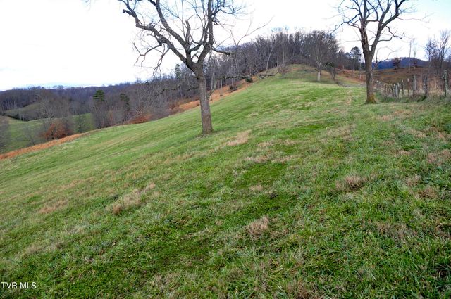 760 Church Road, Fall Branch, TN 37656