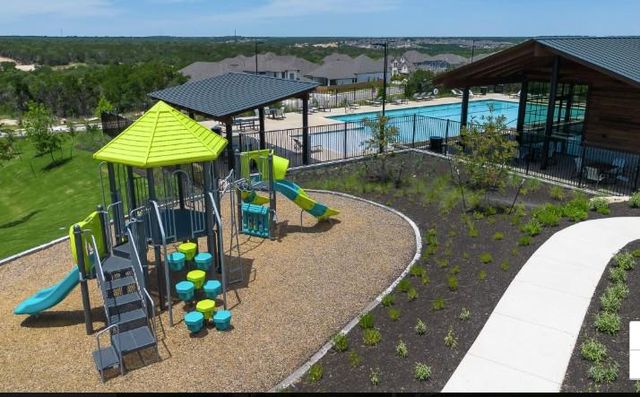 129 Spring Bluff LN, Georgetown, TX 78628