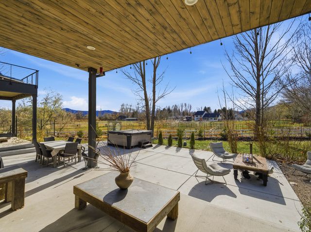 35 W BURGI LN, Midway, UT 84049