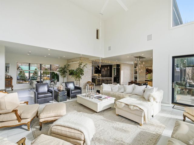 35 W BURGI LN, Midway, UT 84049