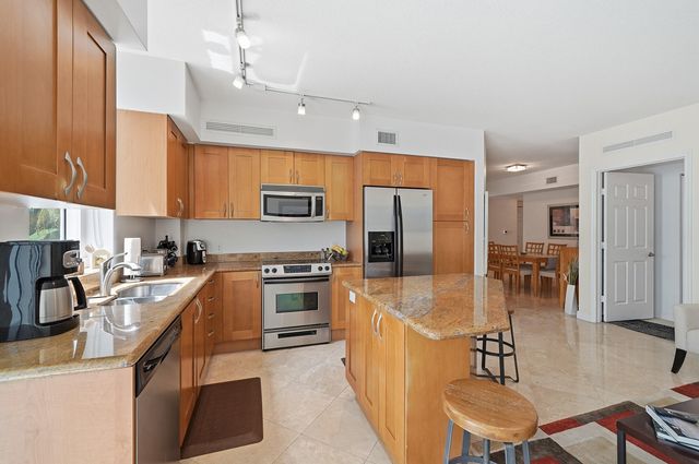 1755 E Hallandale Beach Boulevard 207e, Hallandale Beach, FL 33009