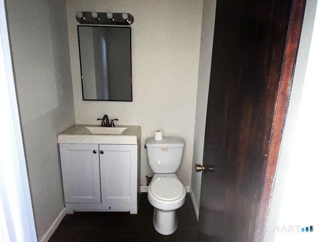 118 High Path Road 118, Windsor, CT 06095