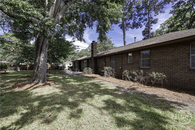 12 Jameswood Avenue, Savannah, GA 31406
