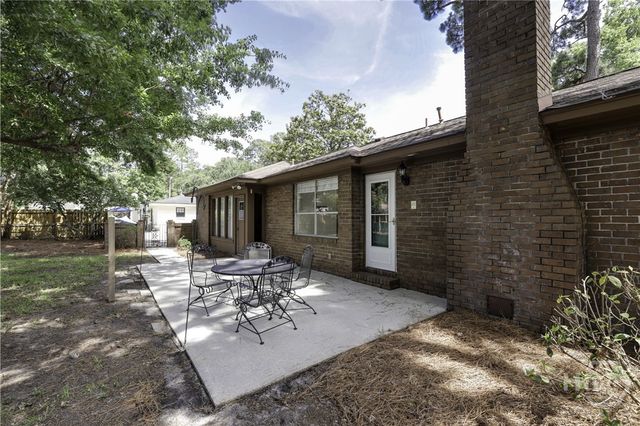 12 Jameswood Avenue, Savannah, GA 31406