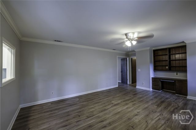 12 Jameswood Avenue, Savannah, GA 31406