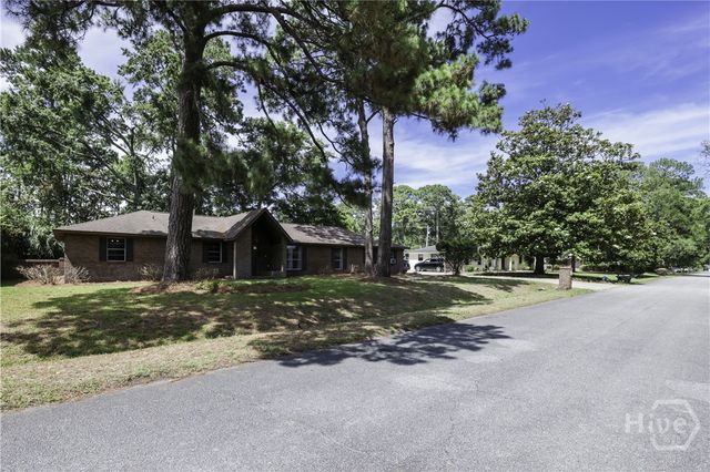 12 Jameswood Avenue, Savannah, GA 31406