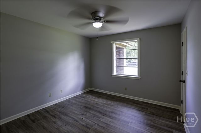 12 Jameswood Avenue, Savannah, GA 31406