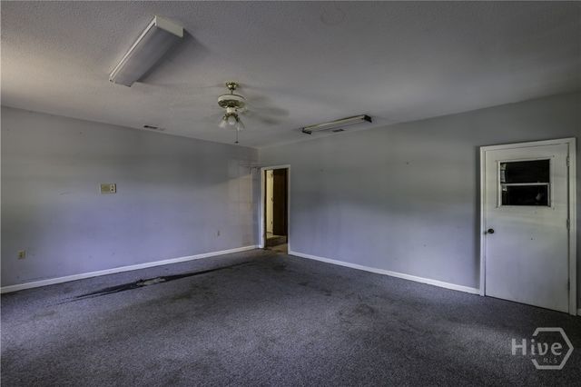 12 Jameswood Avenue, Savannah, GA 31406