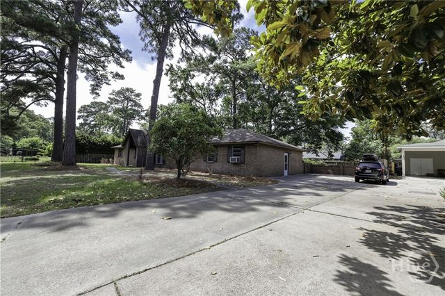 12 Jameswood Avenue, Savannah, GA 31406