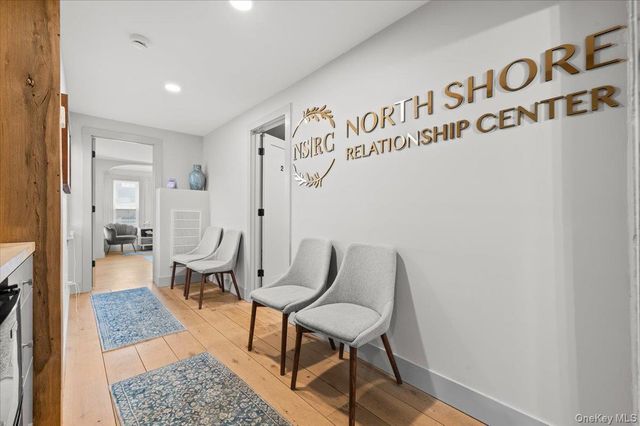 64 Broadway, Amityville, NY 11701