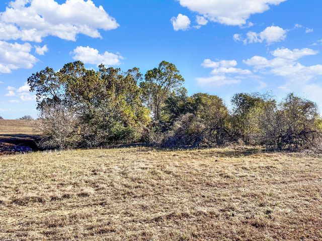 10889 Seydler Road, La Grange, TX 78945