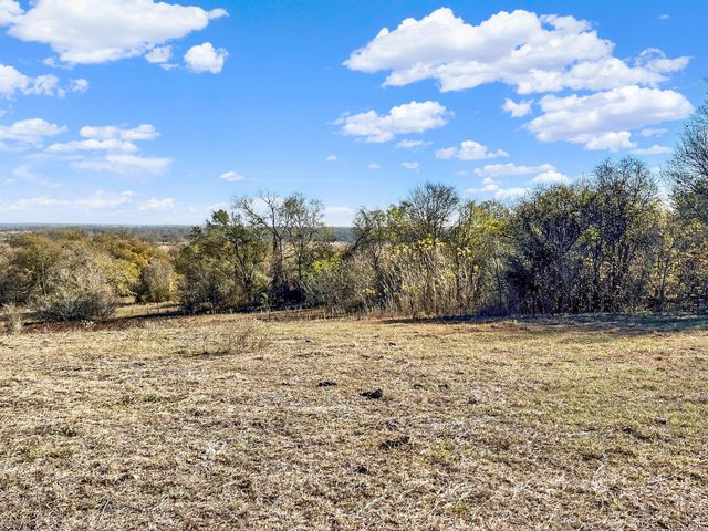 10889 Seydler Road, La Grange, TX 78945