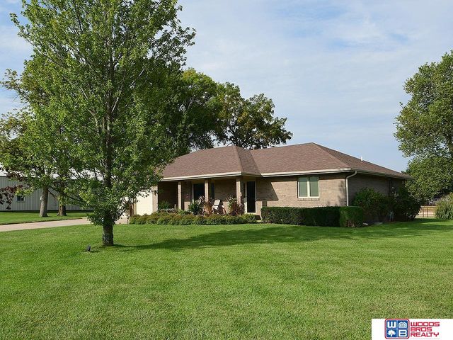 416 E Roscoe Street, Endicott, NE 68360