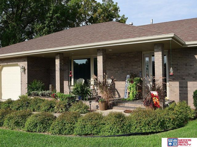 416 E Roscoe Street, Endicott, NE 68360