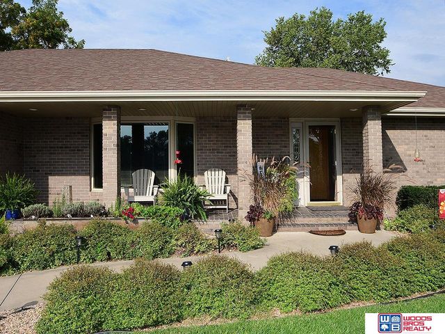 416 E Roscoe Street, Endicott, NE 68360