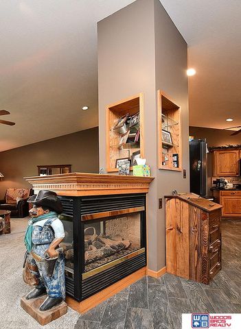 416 E Roscoe Street, Endicott, NE 68360