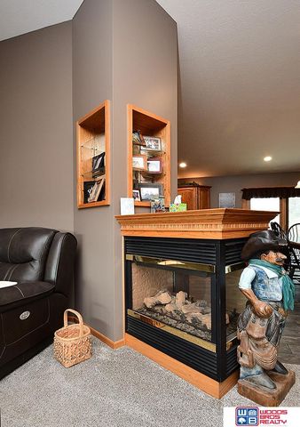 416 E Roscoe Street, Endicott, NE 68360