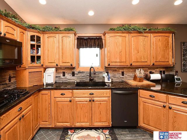 416 E Roscoe Street, Endicott, NE 68360