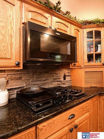 416 E Roscoe Street, Endicott, NE 68360