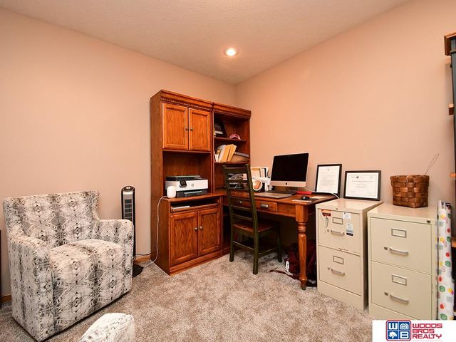 416 E Roscoe Street, Endicott, NE 68360