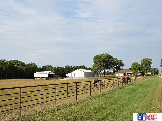 416 E Roscoe Street, Endicott, NE 68360