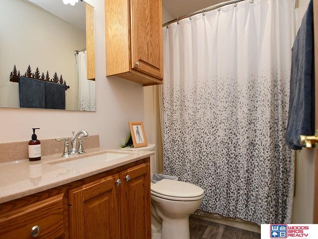 416 E Roscoe Street, Endicott, NE 68360