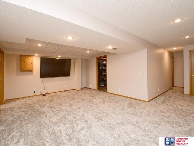 416 E Roscoe Street, Endicott, NE 68360