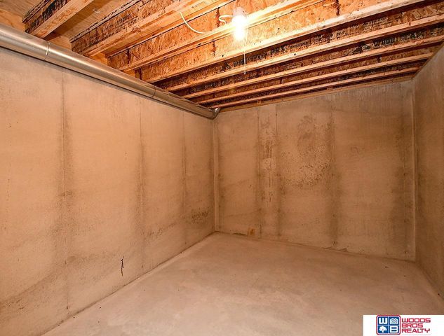 416 E Roscoe Street, Endicott, NE 68360