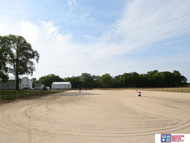 416 E Roscoe Street, Endicott, NE 68360