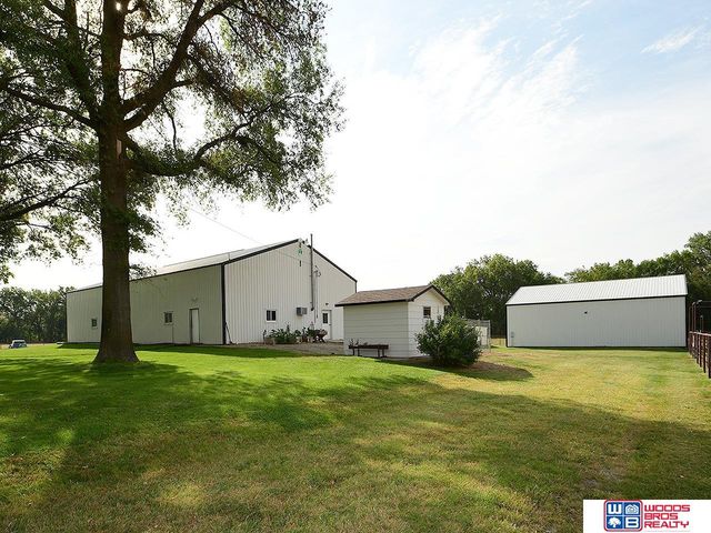 416 E Roscoe Street, Endicott, NE 68360