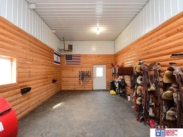 416 E Roscoe Street, Endicott, NE 68360