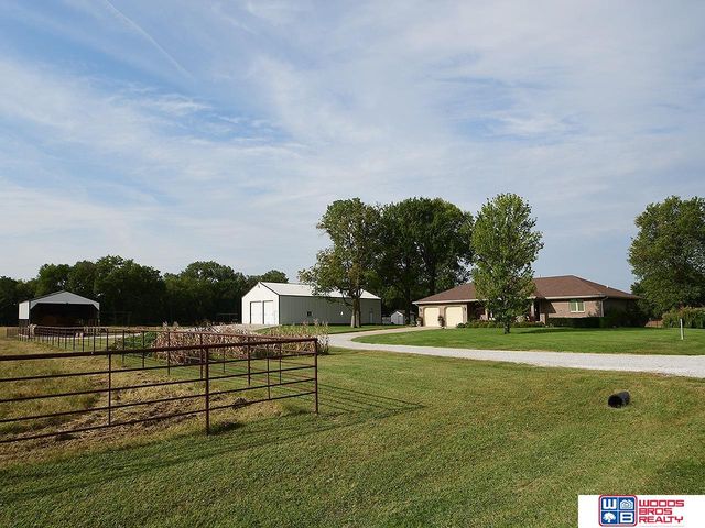 416 E Roscoe Street, Endicott, NE 68360