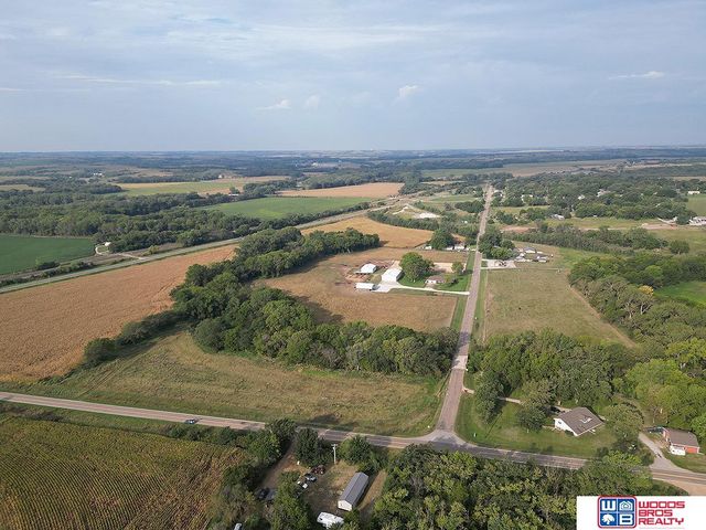 416 E Roscoe Street, Endicott, NE 68360