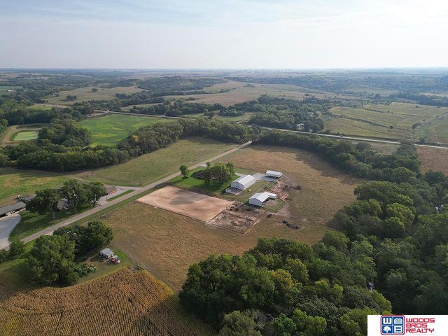 416 E Roscoe Street, Endicott, NE 68360