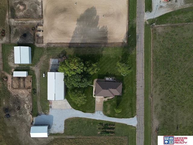 416 E Roscoe Street, Endicott, NE 68360