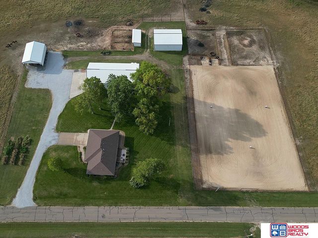 416 E Roscoe Street, Endicott, NE 68360